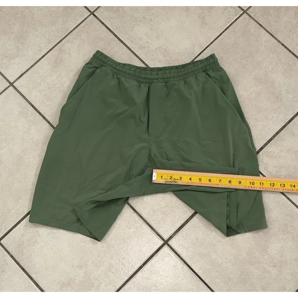 LULULEMON PACE BREAKER SHORT LINER 9” GREEN SIZE MEDIUM - Picture 5 of 8